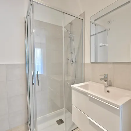L5+6 Apartment